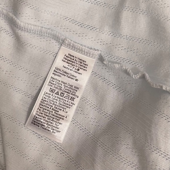 NWT! J. CREW Pointelle Short Sleeve T-Shirt Top Ocean Air Light Blue Medium - Picture 14 of 15